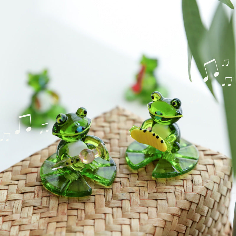 Glass Frog Figurine – Handcrafted Decorative Ornament for Home & Office